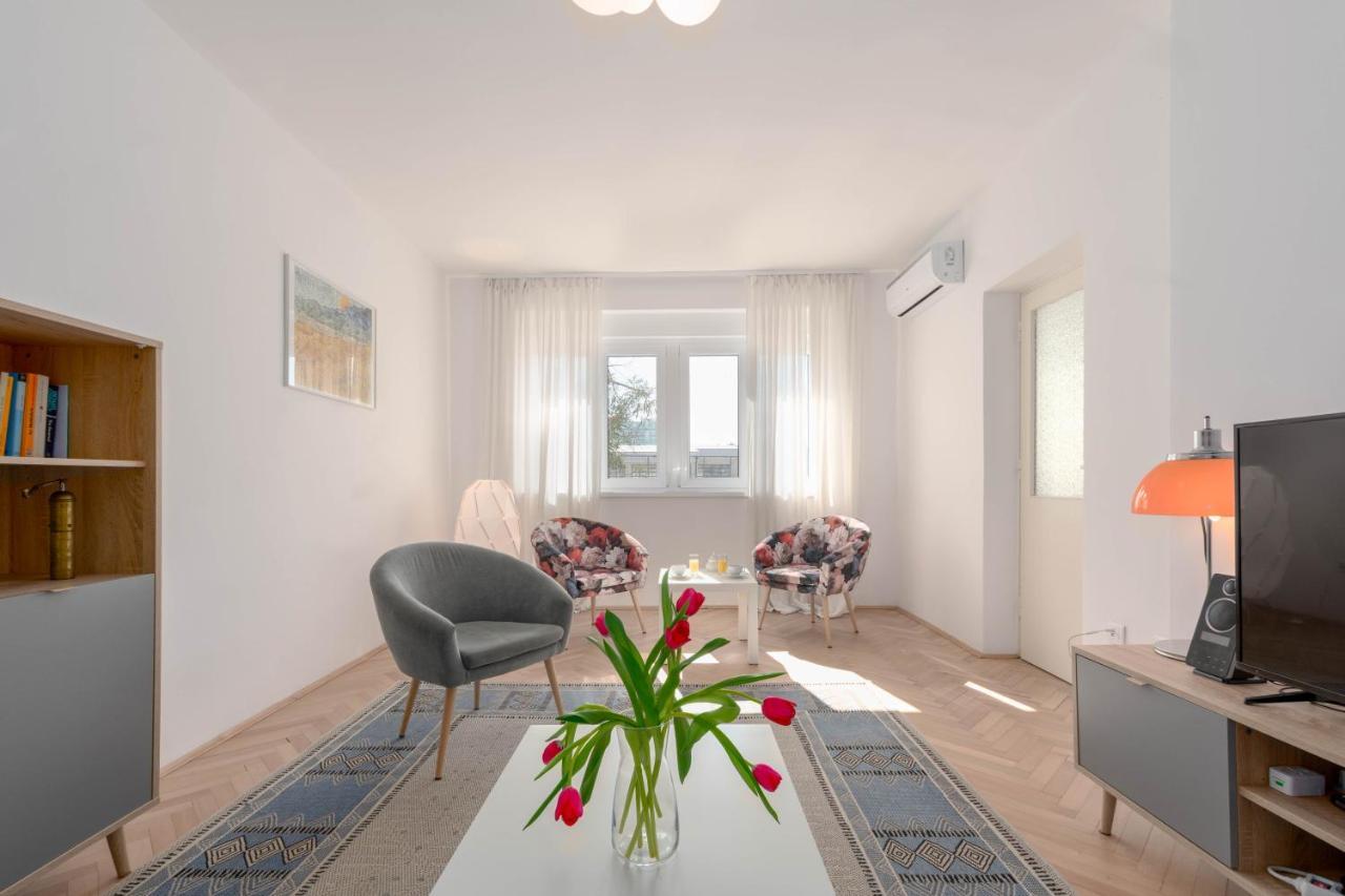 Apartment Tana プーラ エクステリア 写真